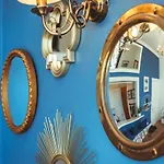 Pier Reflections - Seafront Apartment