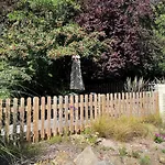 Ravelston Grange - Stylish, Spacious Garden Flat