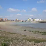 2 Bed In Eastbourne Ehc14