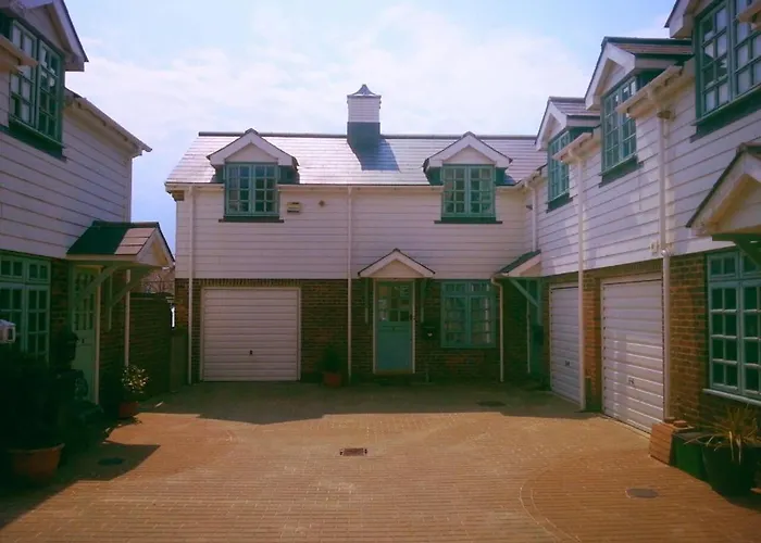 Bo\'S Holiday Cottage