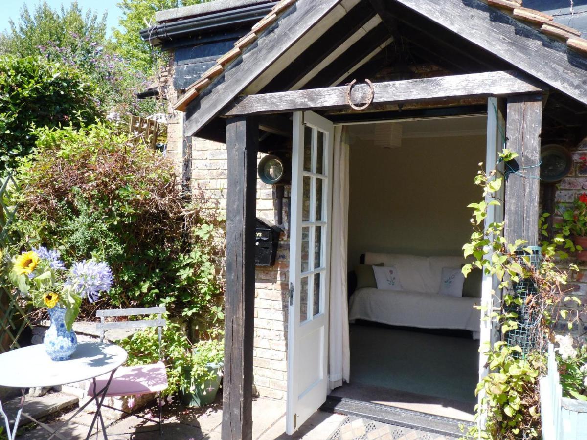 Secret Garden Hideaway For Adults Holiday home *