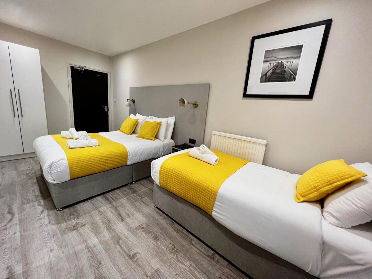 Pearl & Pebbles Hotel