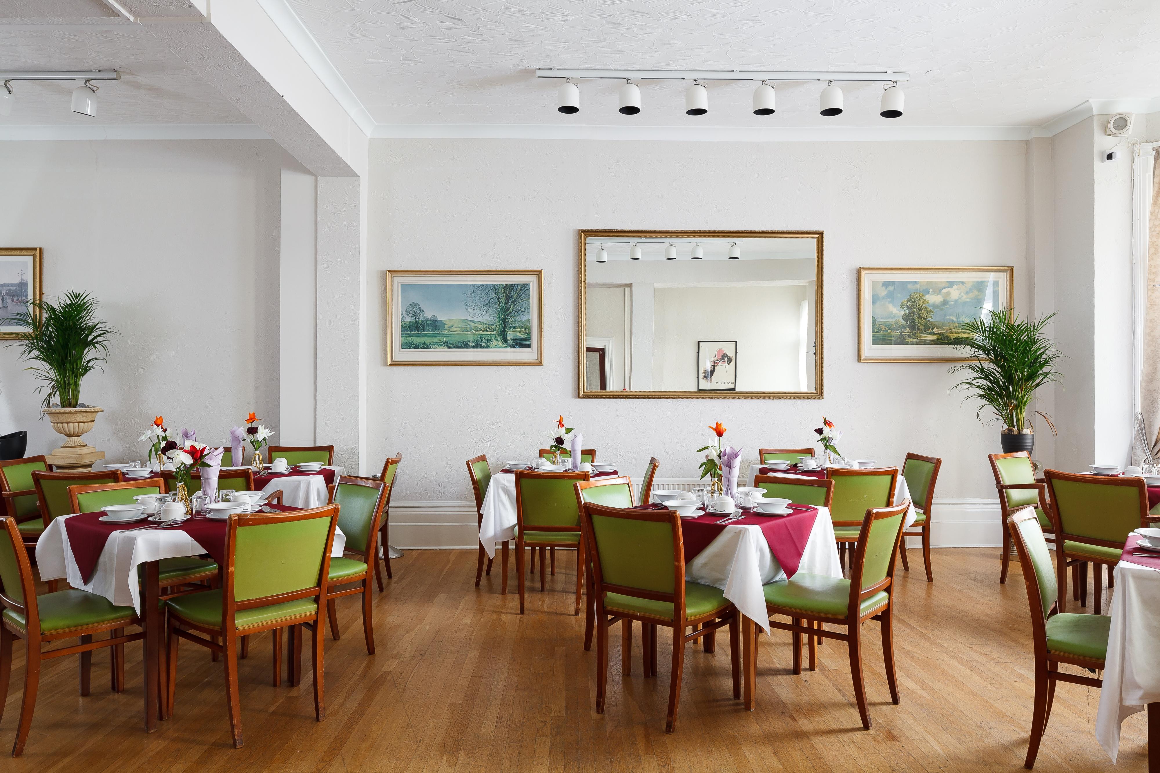 Pearl & Pebbles 3* Eastbourne