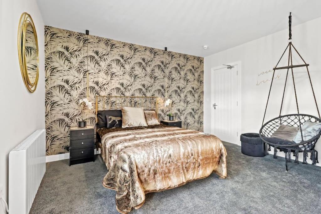 Bourne Street No 6 - 2nd Floor Ensuite Near Beach Apartment