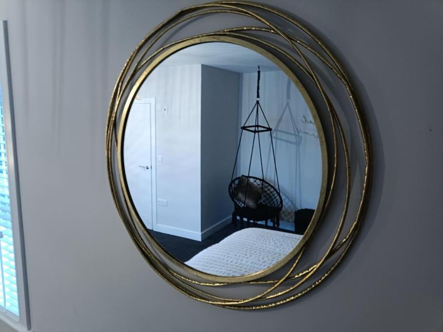 Apartment Bourne Street No 6 - 2nd Floor Ensuite Near Beach