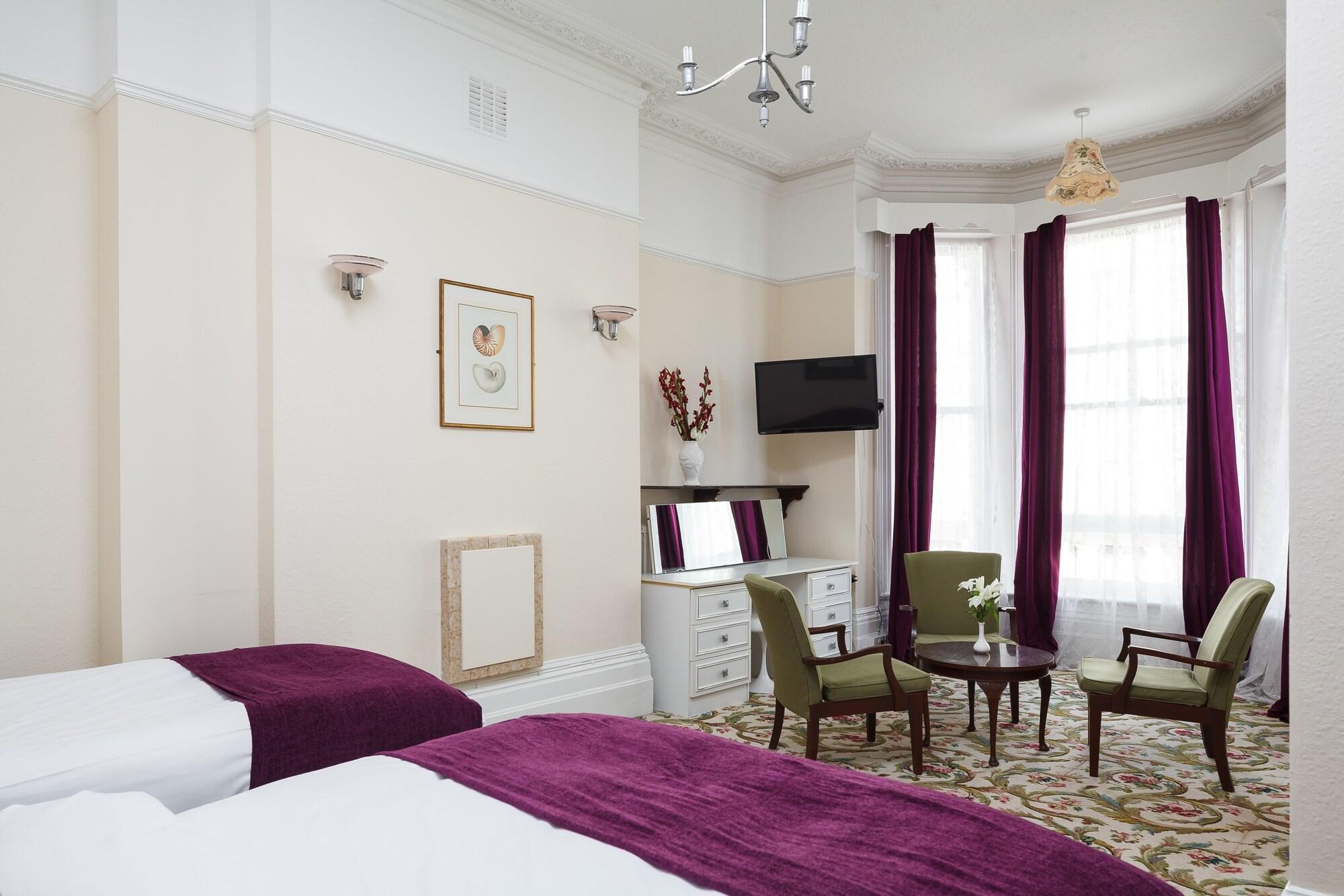 Hotel Pearl & Pebbles 3*
