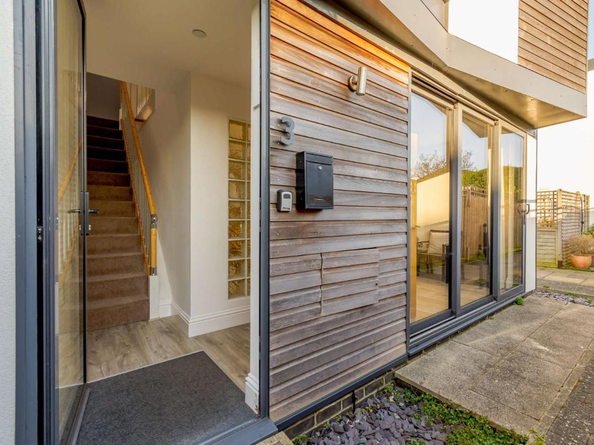 Holiday home 3 Bed In Ehc11 Eastbourne