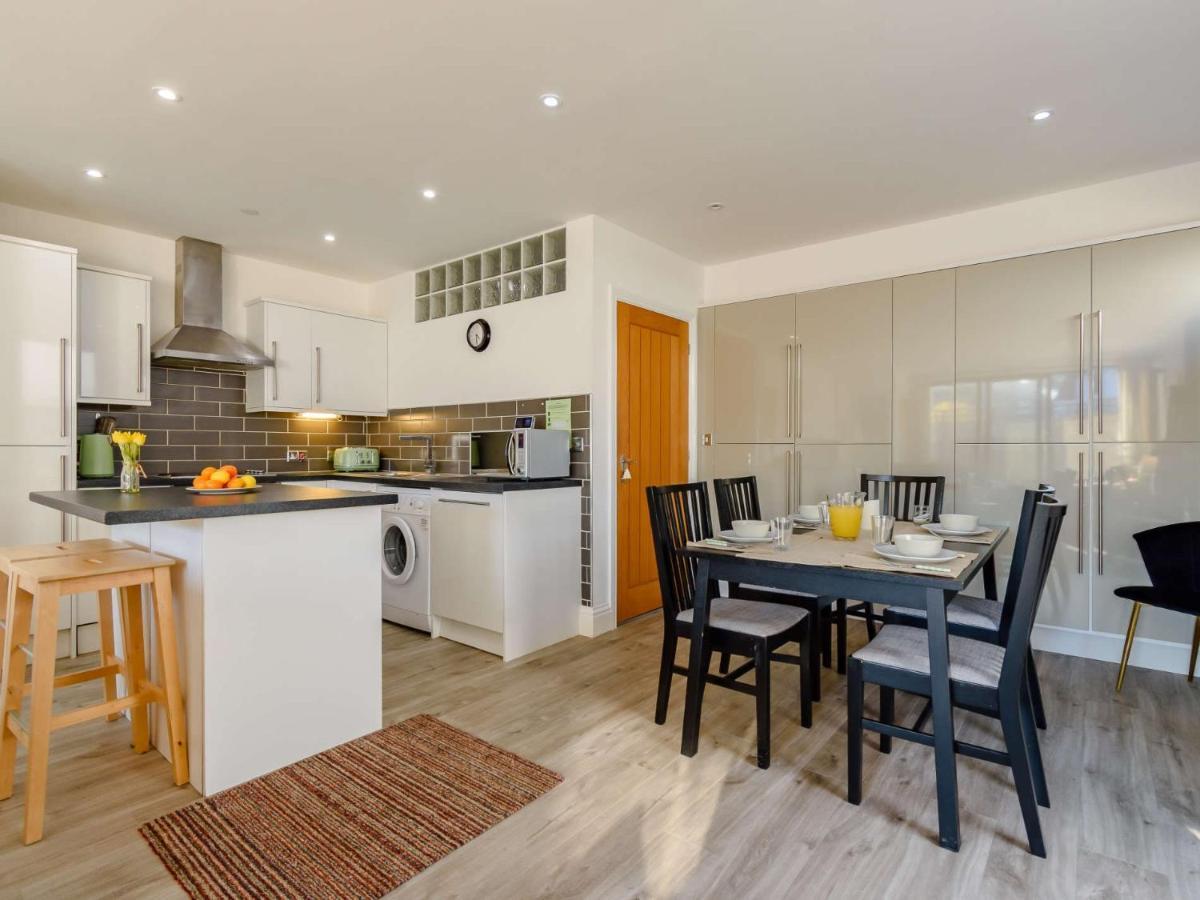 Holiday home 3 Bed In Ehc11