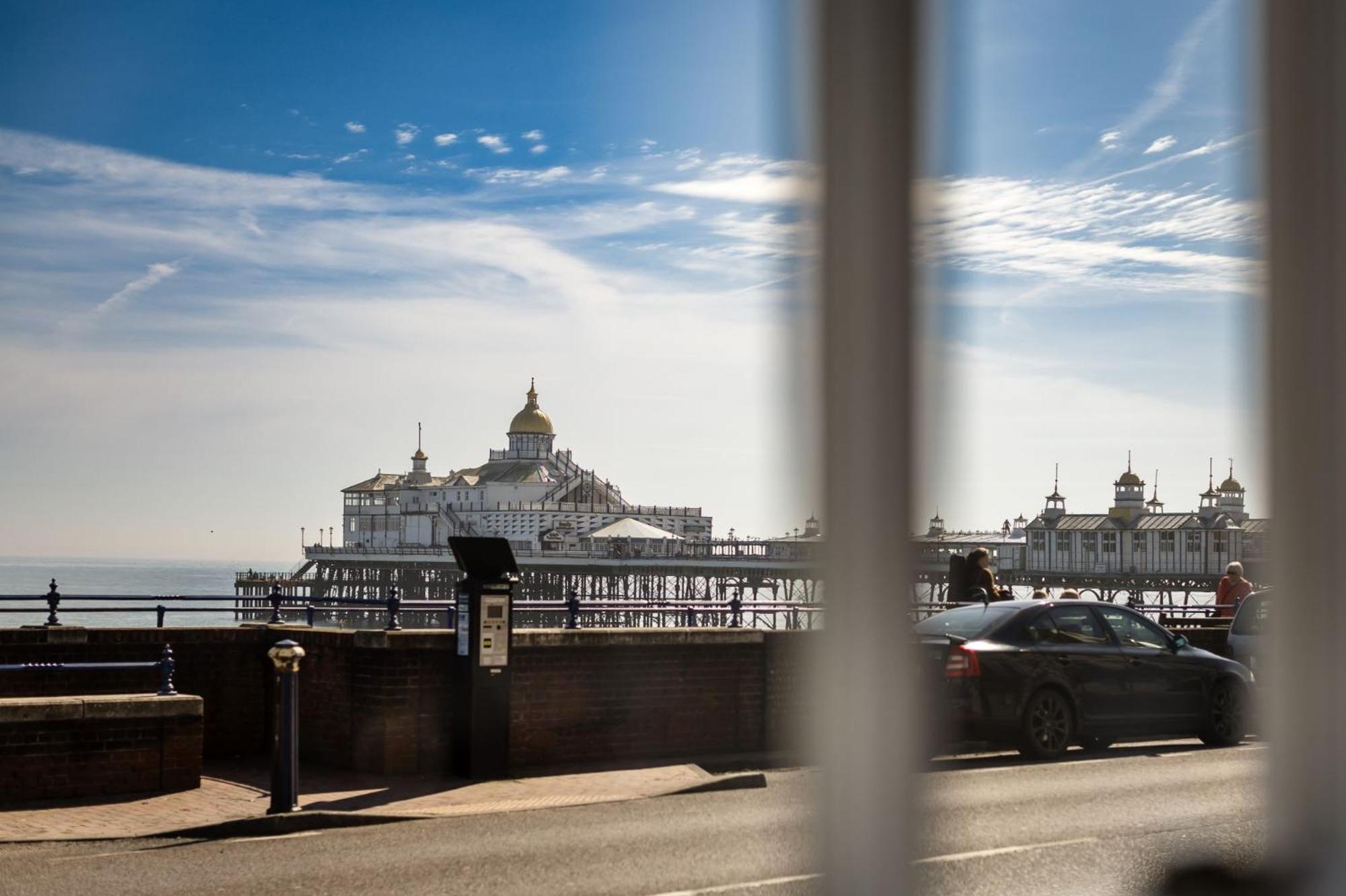 Promenade View - Seafront Hideaway Eastbourne