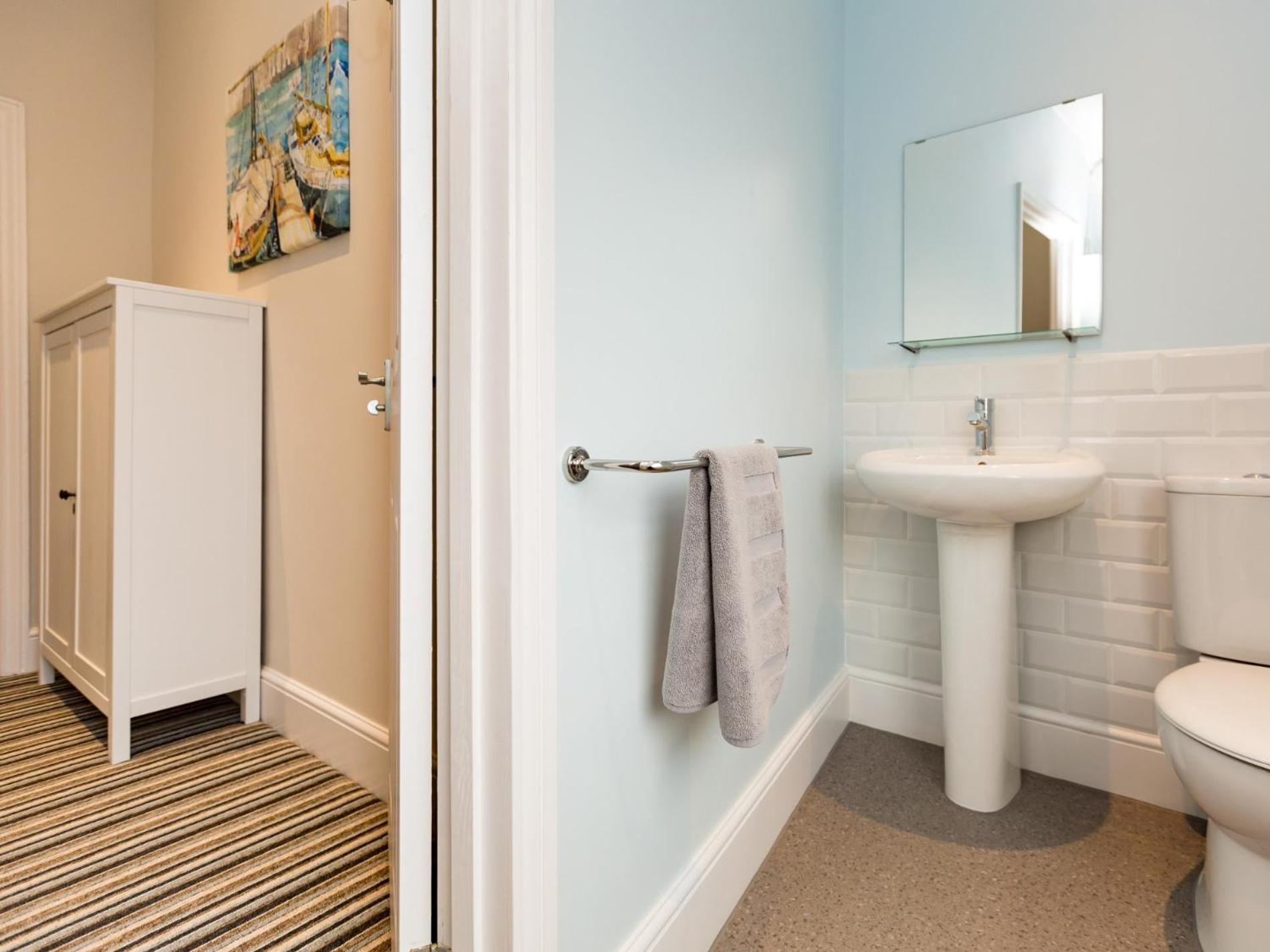 3 Bed In Ehc38