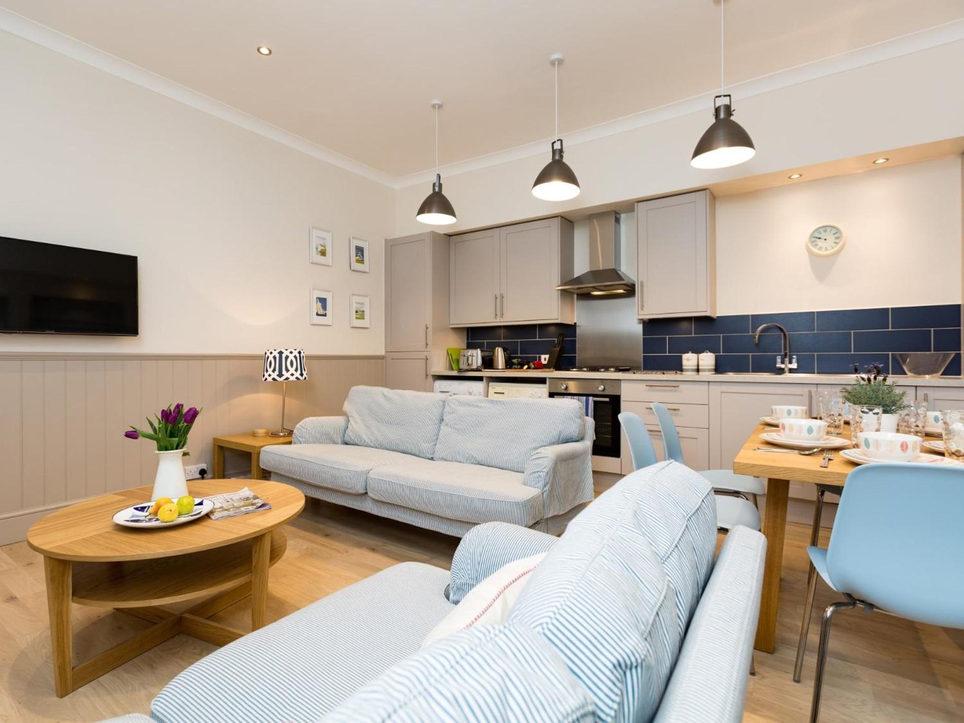 Holiday home 3 Bed In Ehc38