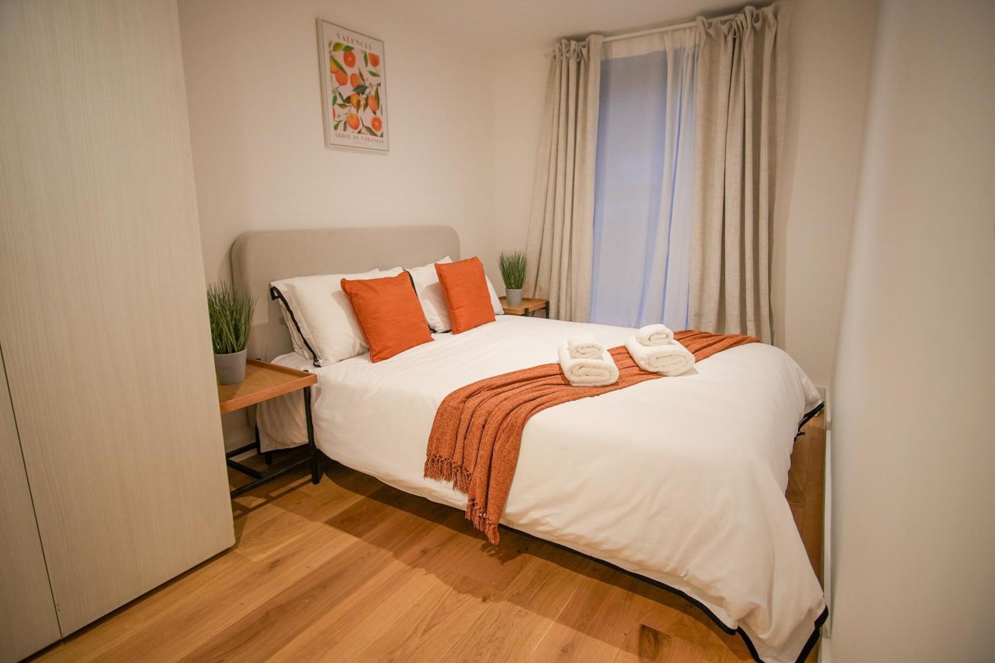 Apartment Modern 1bed Seaside Apartments, Walk To Beach,town,train - Gateway - Short And Long Eastbourne