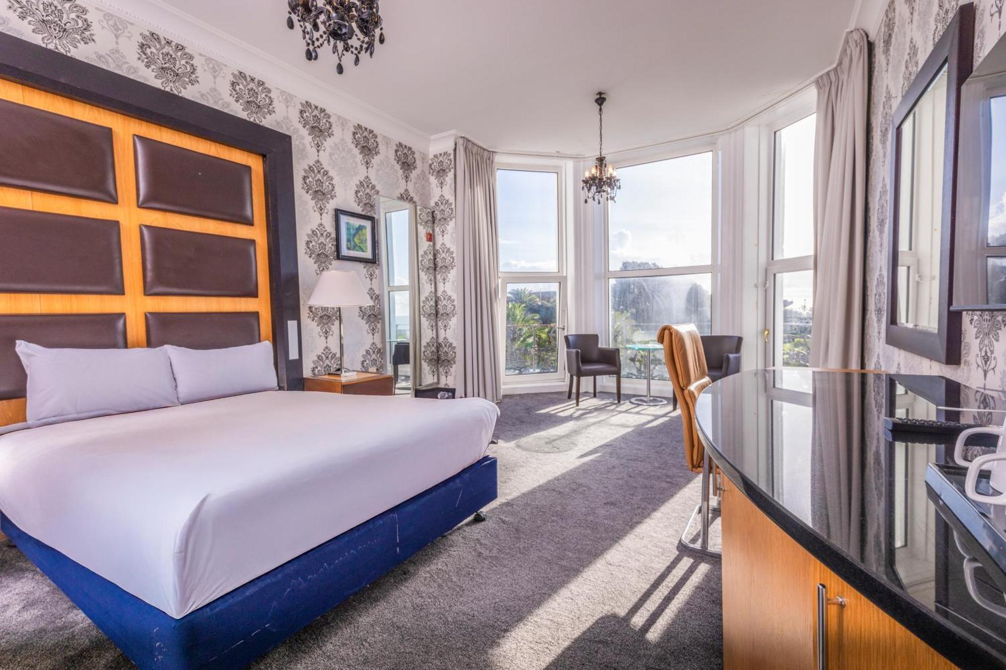 Western Citrus Hotel