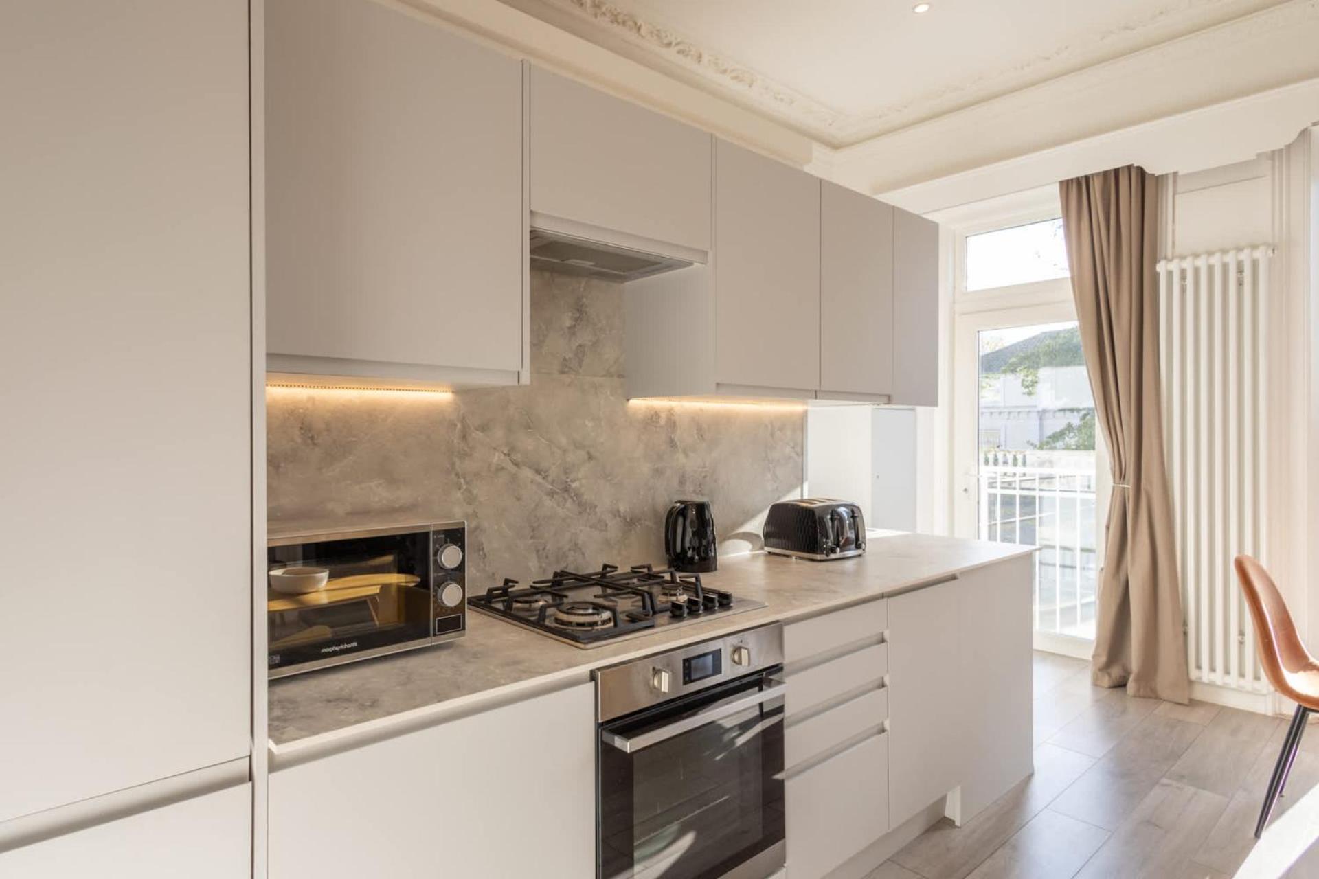 Apartment Host & - Seabourne Eastbourne