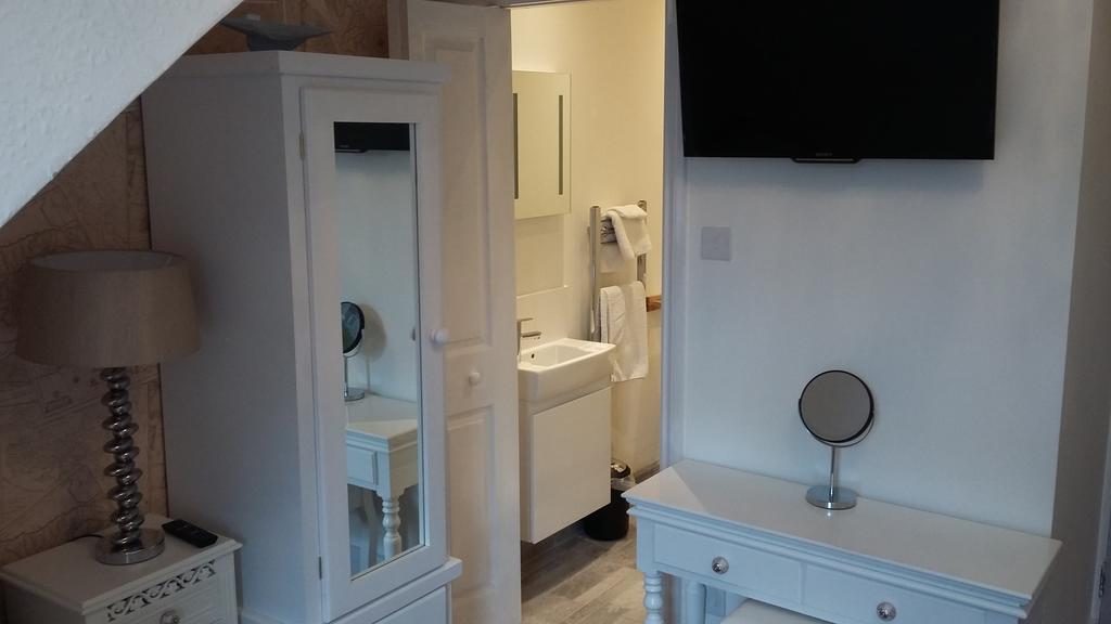 Cambridge House Guest house 4*