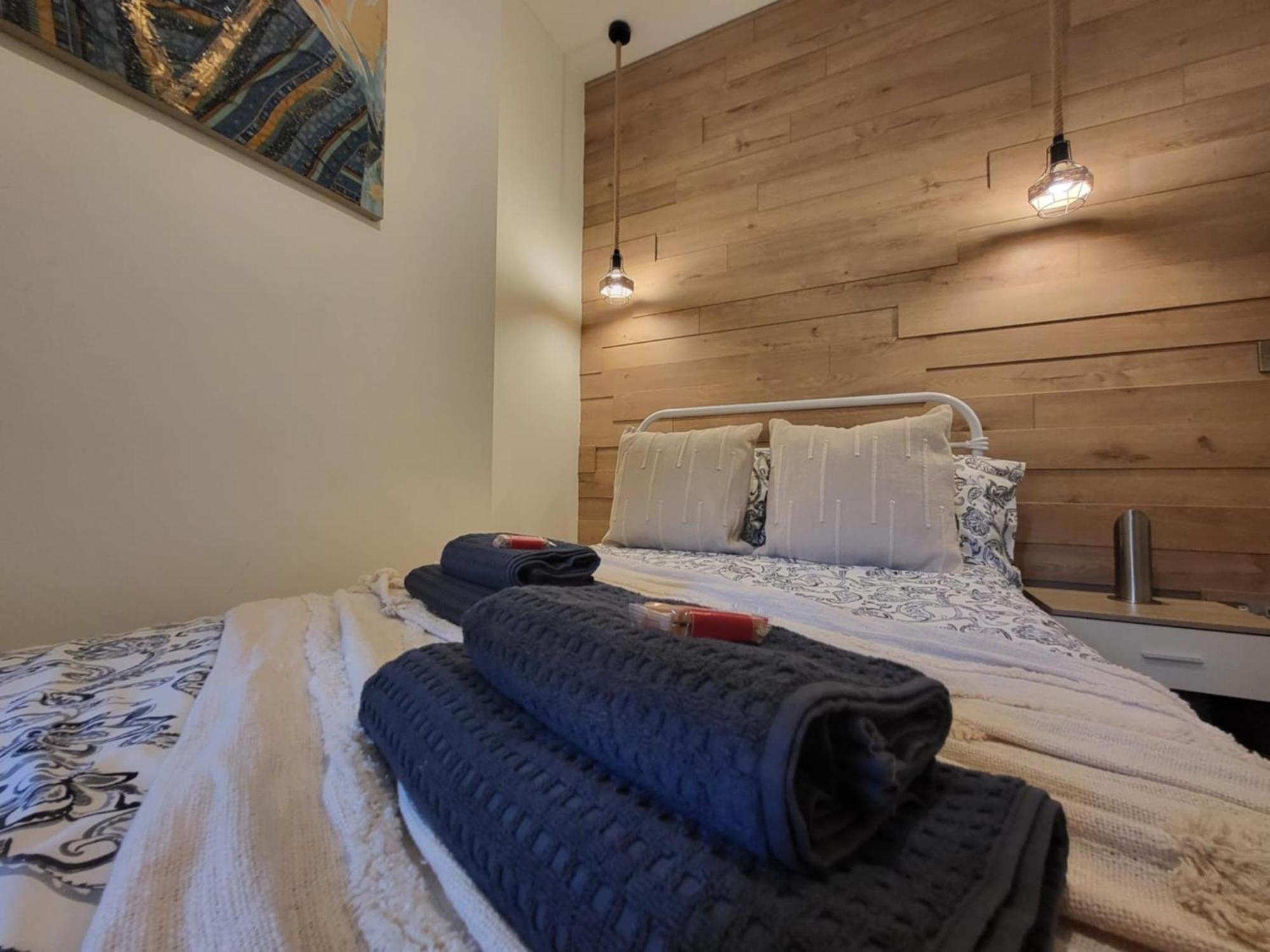 Modern, Stylish One Bedroom With Garden Long Welcome Apartemen *