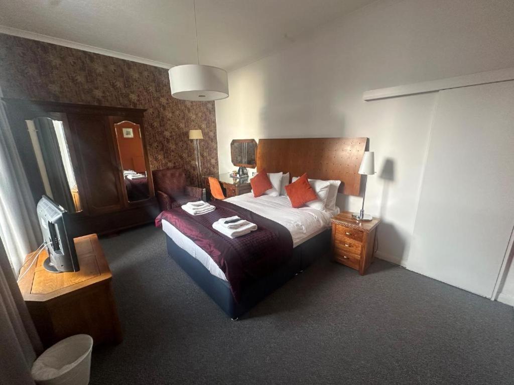Oyo West Rocks Townhouse 2*