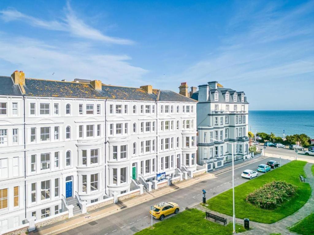 Hotel Oyo West Rocks Townhouse Eastbourne