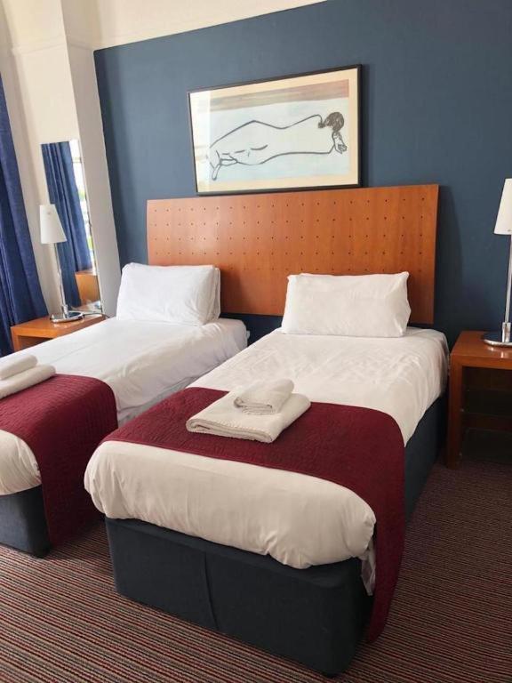 Oyo West Rocks Townhouse Hotel