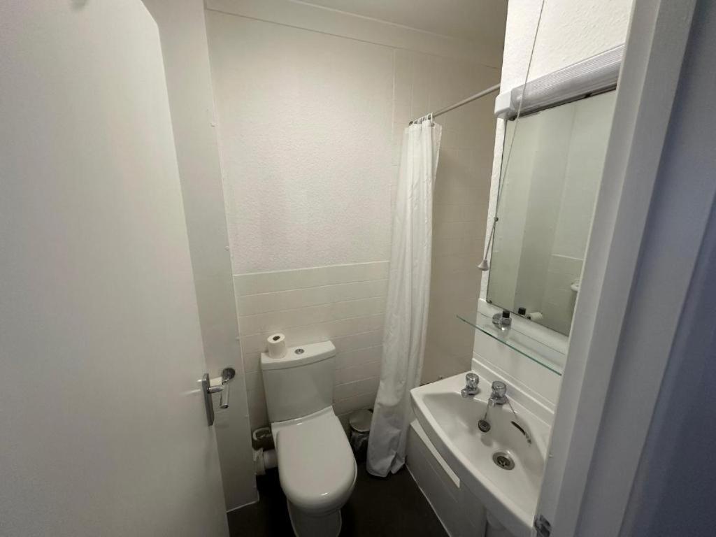 Hotel Oyo West Rocks Townhouse