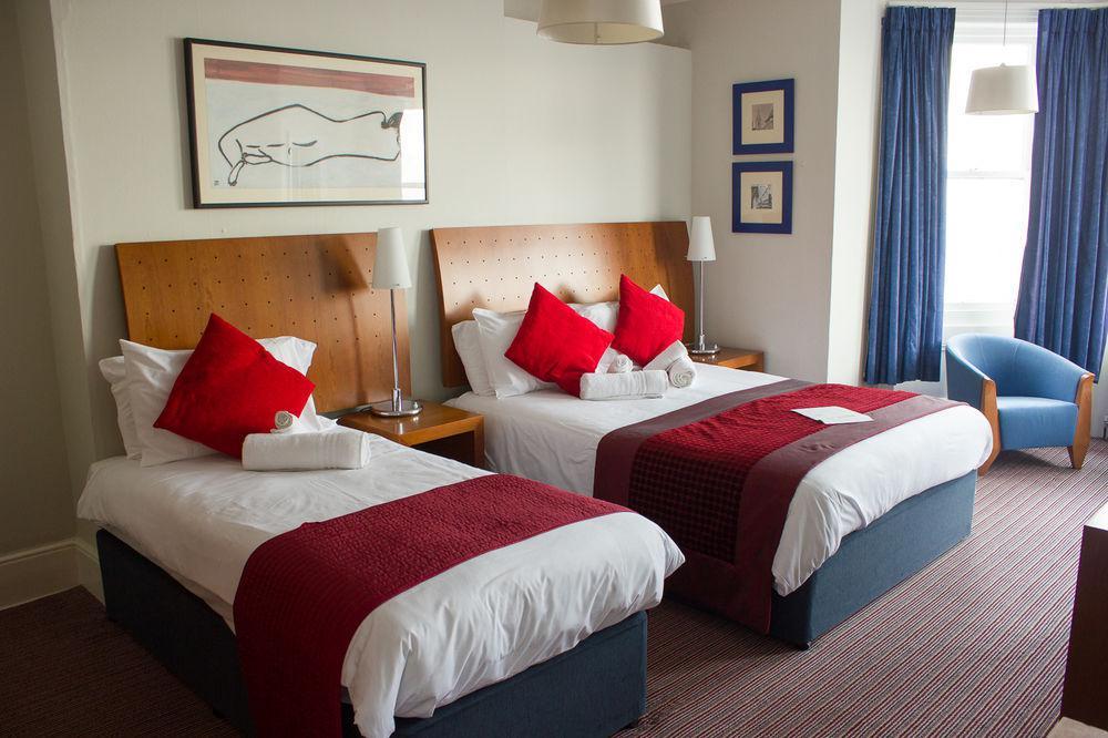 Oyo West Rocks Townhouse Hotel 2*