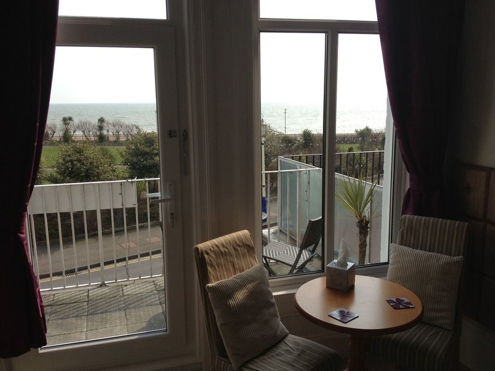 Seaview Guest house