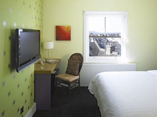 Waterside Boutique Hotel