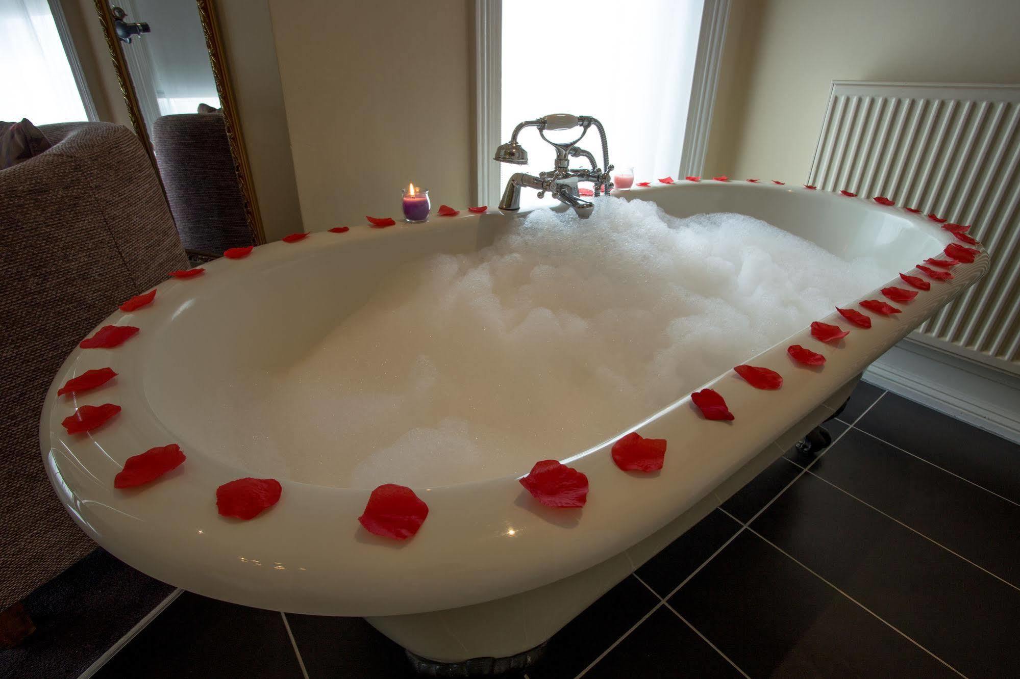 Waterside Boutique Hotel 3*