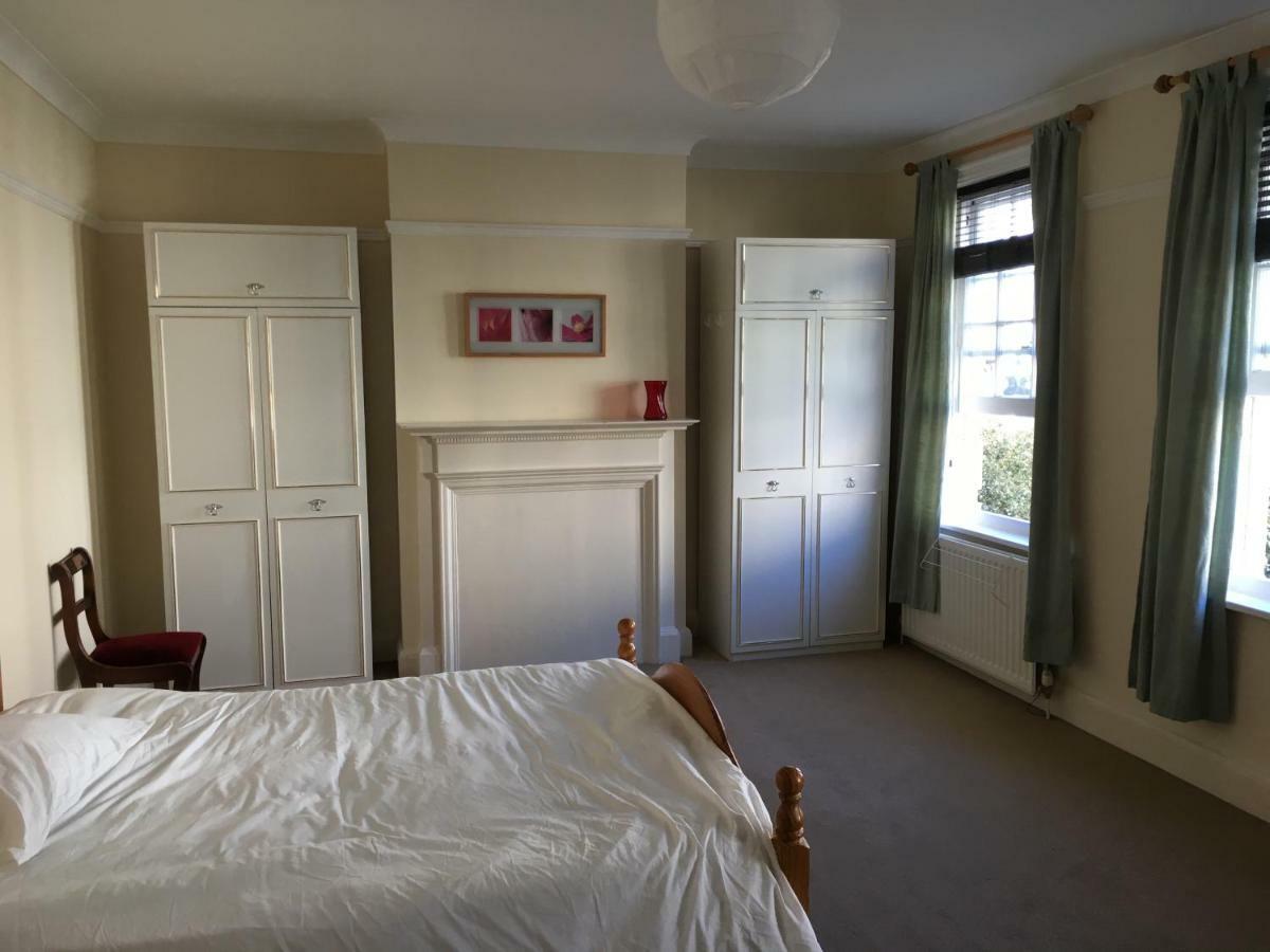 Victoria Mansions Apartment