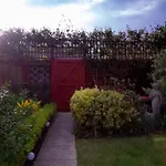 Stunning Seafront House With Garden And Private Parking
