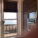 Skippers View Sunny Balcony