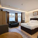 Ritz Apartments
