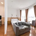Ritz Apartments