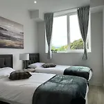 99 Guest House