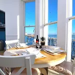 Sea View Retreat