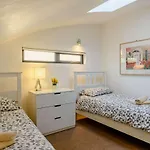 3 Bed Property In Eastbourne Ehc11