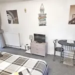 Self-Catering Annex