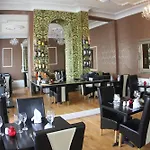 Vernon Guesthouse