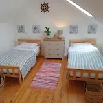 The Old Ship Holiday Apartment