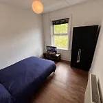 Second Floor 3 Bedroom Flat In The Town Centre