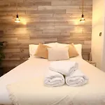 Treetop View Cosy Getaway In Eastbourne, Free Parking, Short And Long Stays,