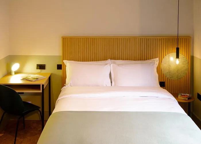 Port Hotel