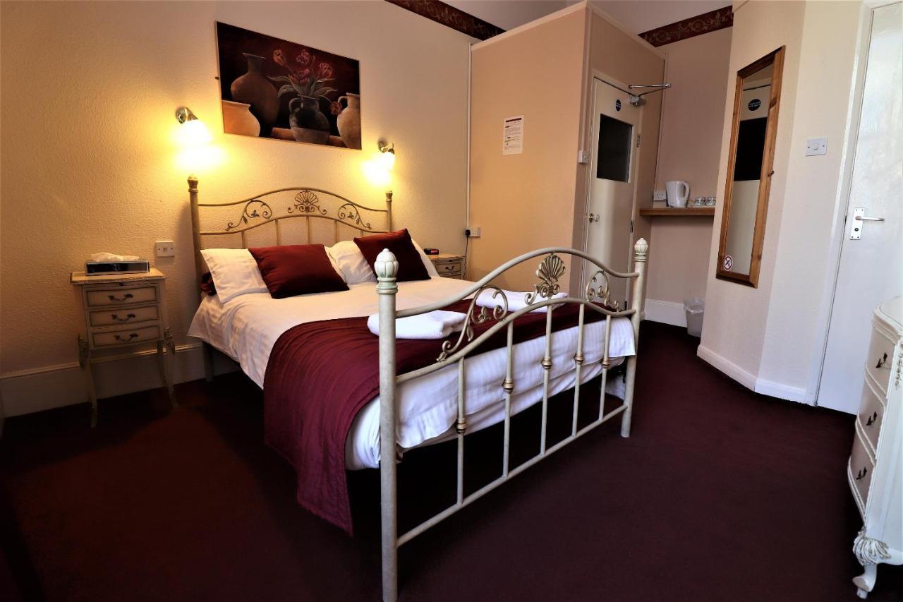 Guest house The Sherwood 4*