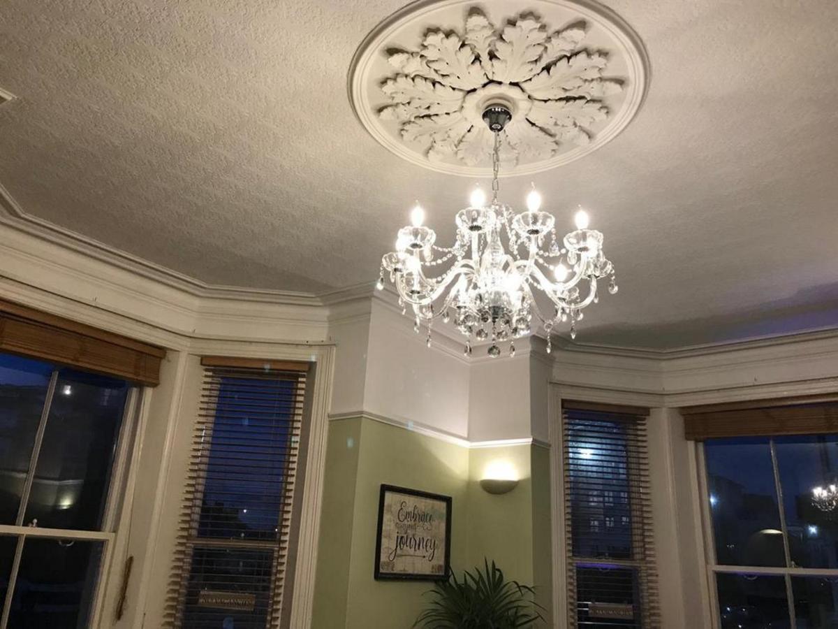 The Mowbray Bed & Breakfast Eastbourne