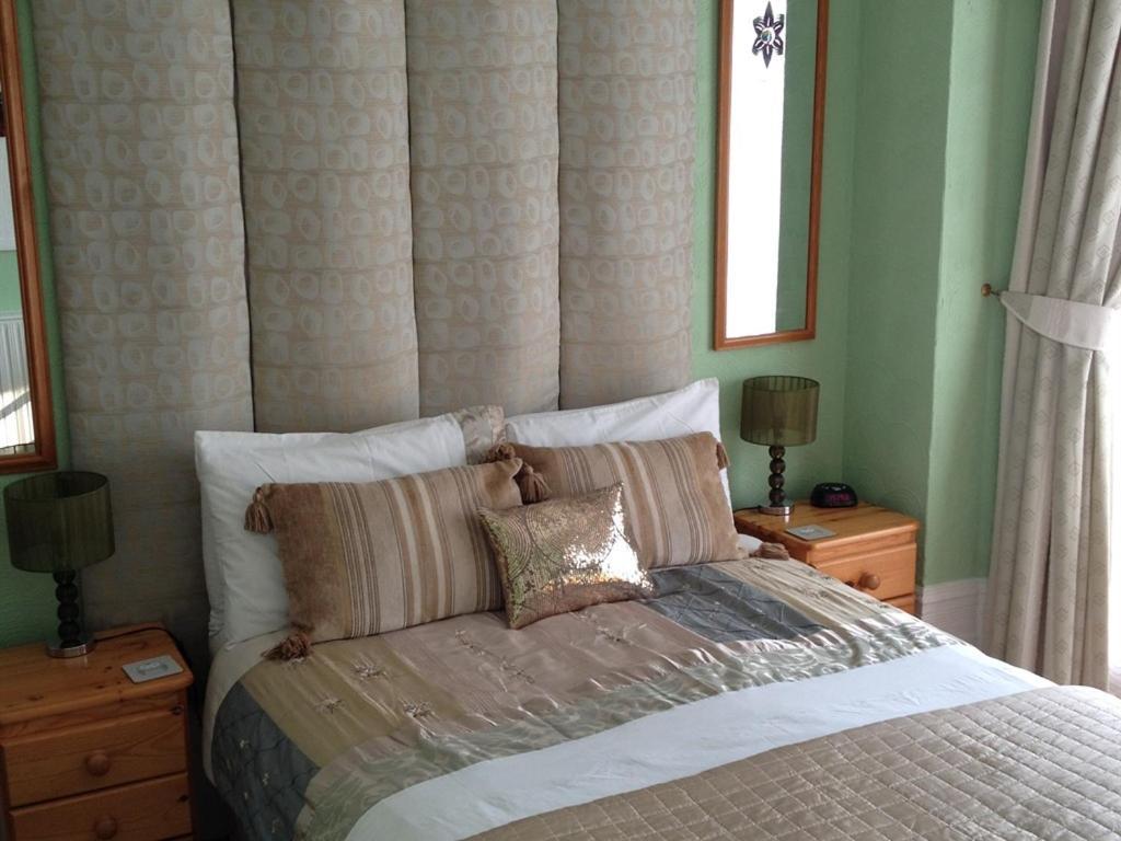 Seaview Guest house