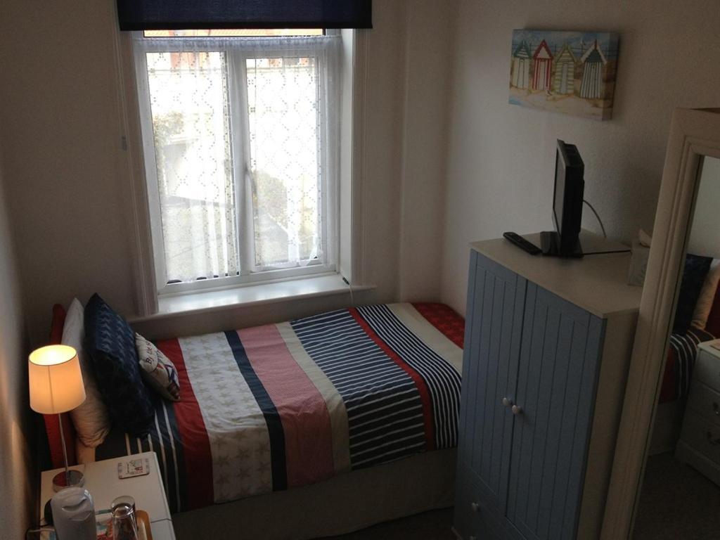Seaview Guest house 4*