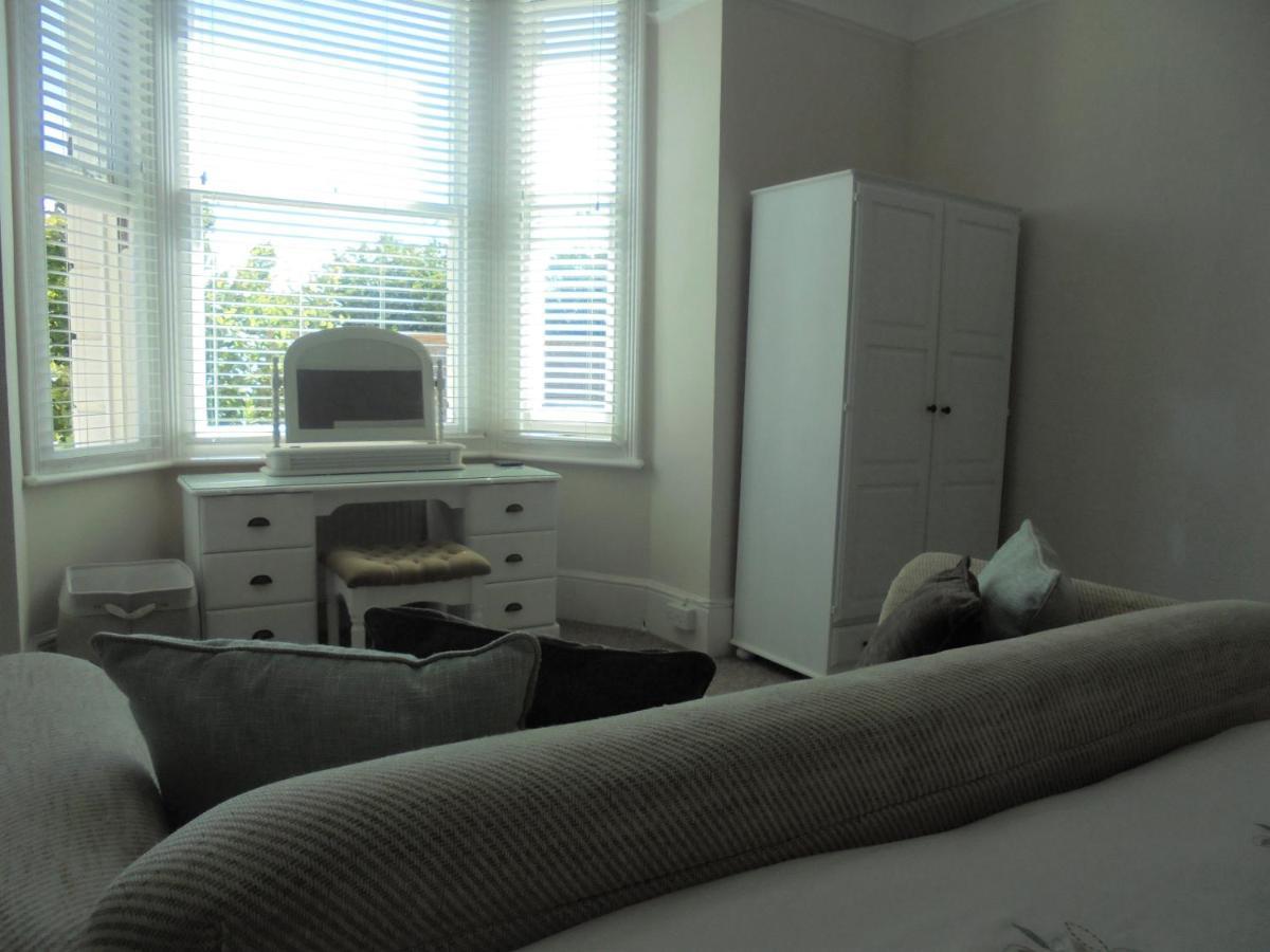 Views Apartment Eastbourne