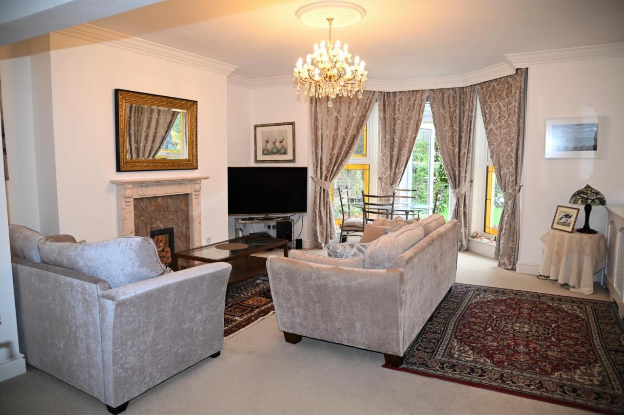 Spacious 3 Minutes To Beach * Eastbourne