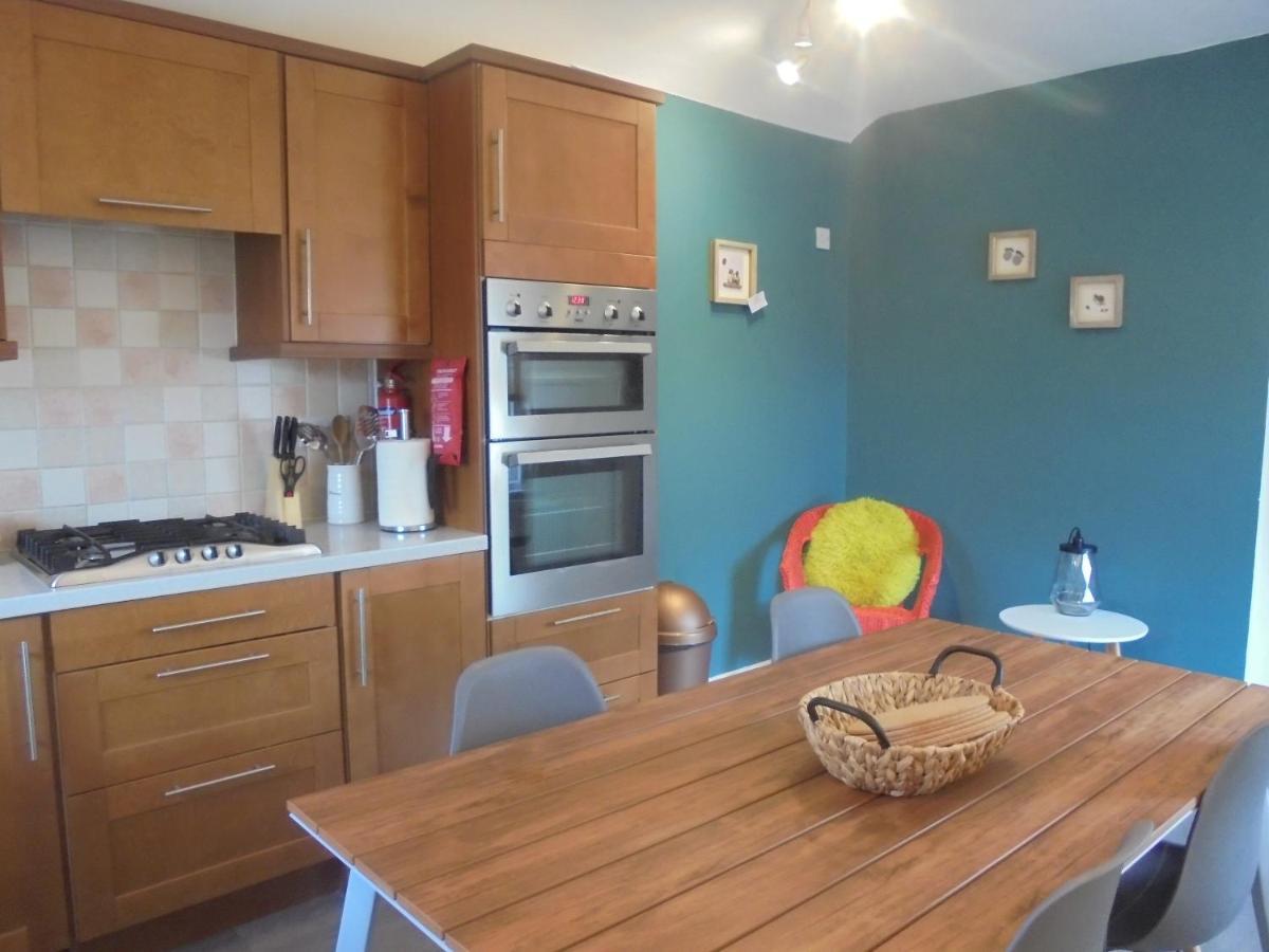 11b Beachside Eastbourne