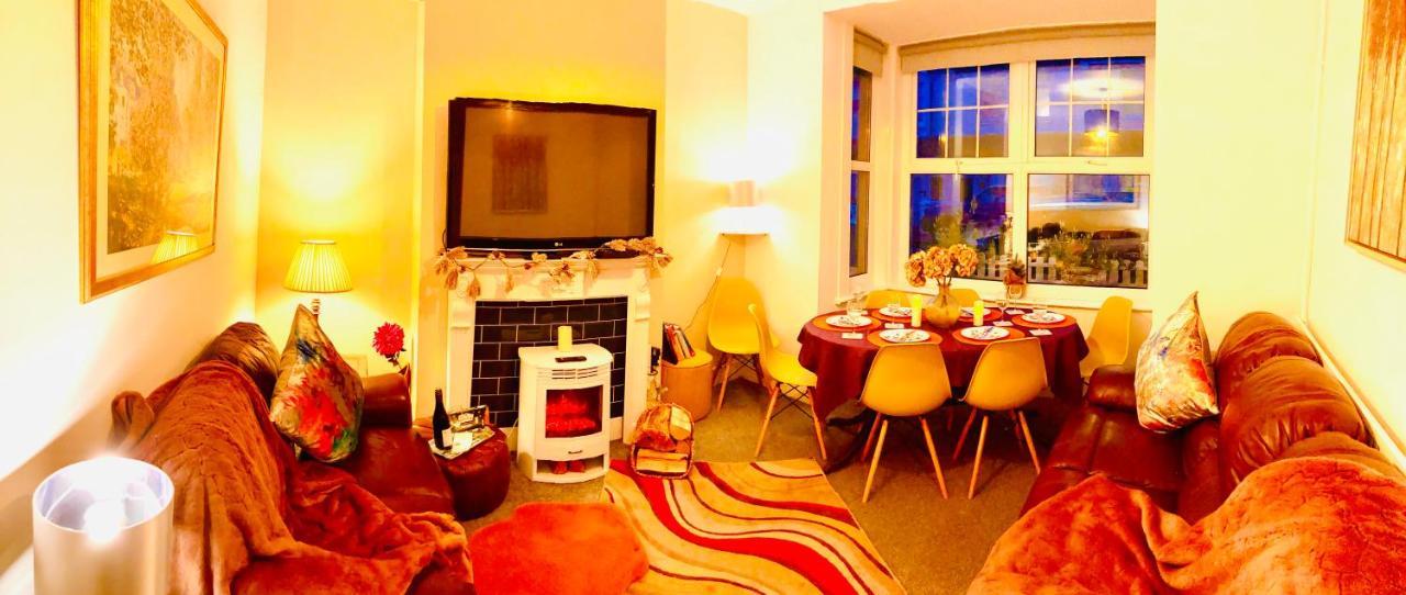 Beautiful Victorian Terraced House * Eastbourne